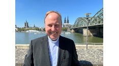 Dritte Amtszeit für Kölns Stadtdechant Robert Kleine: Kardinal Rainer Maria Woelki beruft Kleine für weitere sechs Jahre ins Amt 